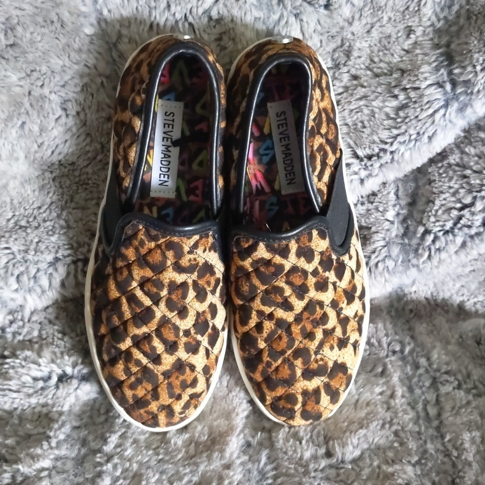 Girls' Steve Madden Slip-on sneakers sz 3 - Picture 3 of 5